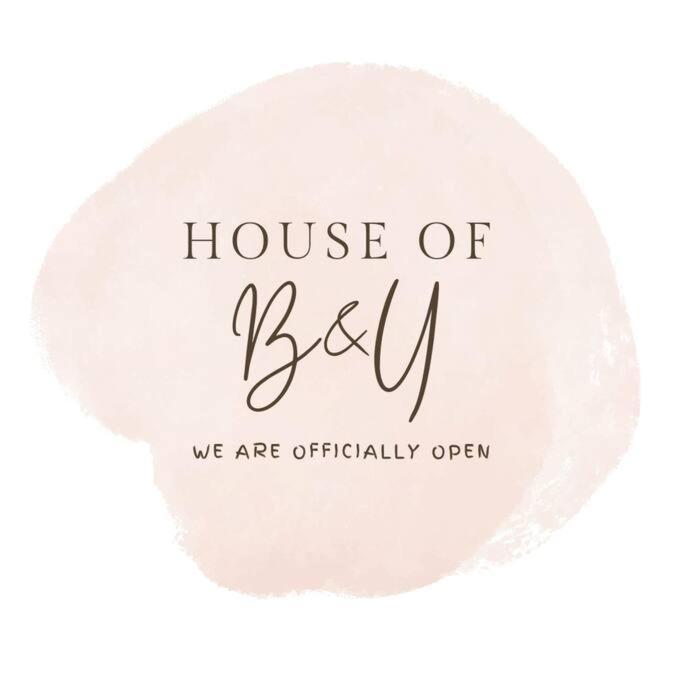 House Of B&Y At 101 Newport Across Naia T3 Daire Manila Dış mekan fotoğraf